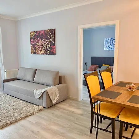 Marina Pearl Luxury Riverside With Parking And Terrace Budapest