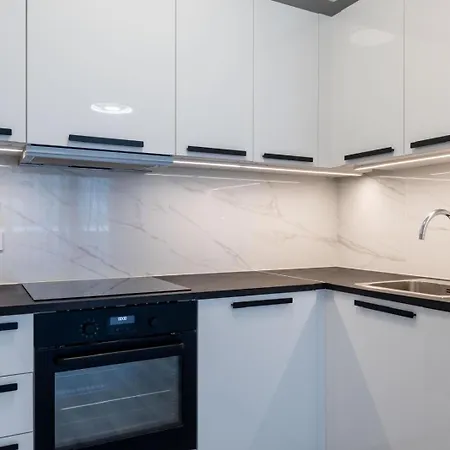 Marina Pearl Luxury Riverside With Parking And Terrace Apartment