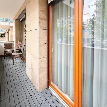Apartment Marina Pearl Luxury Riverside With Parking And Terrace